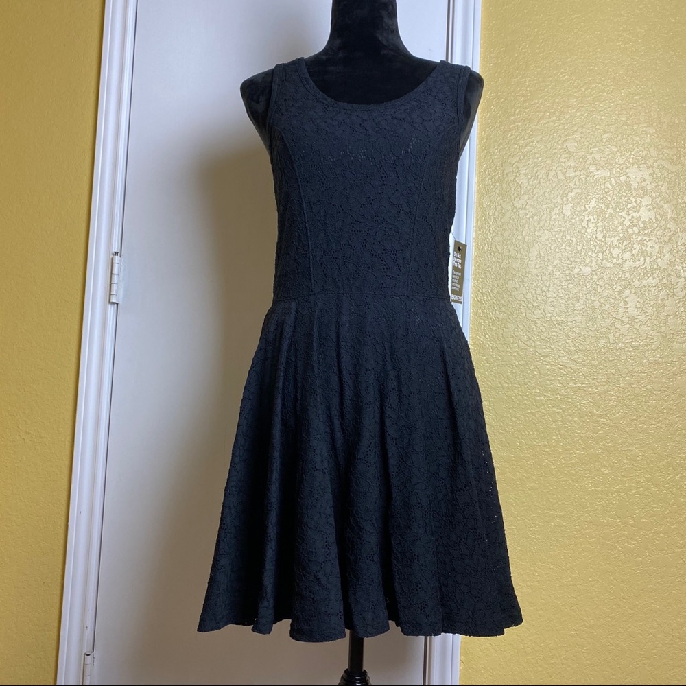 NWT EXPRESS Black Lace Sleeveless Dress Medium